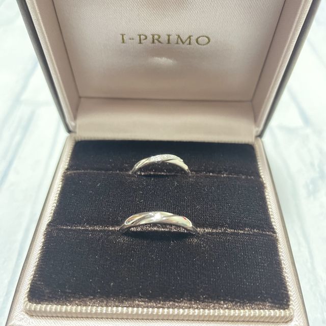 【アイプリモ(I-PRIMO)の口コミ】 様々な指輪を試した中でデザインが気に入りました。男性の指輪にもウェー…