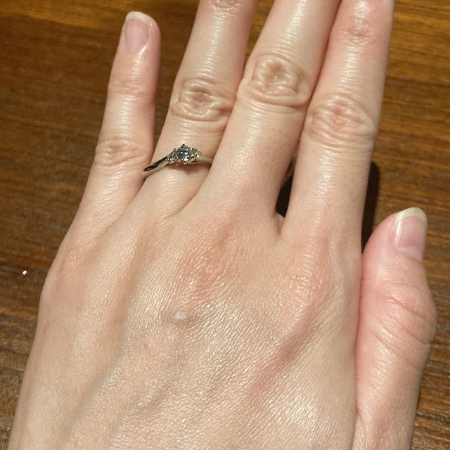 【銀座ダイヤモンドシライシの口コミ】 どこのブランドにしようか迷いましたが、インターネットで検索したところ…