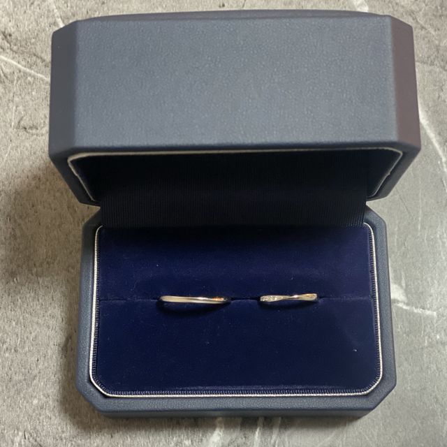 【銀座ダイヤモンドシライシの口コミ】 デザインも豊富で納得いくものが選べたためです。
王道なものや、シンプル…