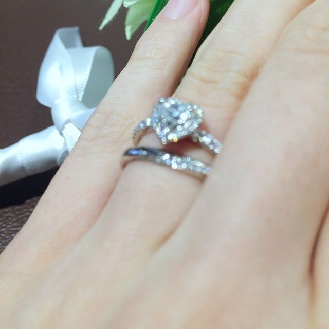 【Ponte Vecchio(ポンテヴェキオ)の口コミ】 ハートシェイプに憧れていて、色んなブランドを見ましたが、私のテンショ…