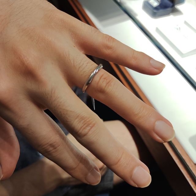 【銀座ダイヤモンドシライシの口コミ】 計三社を見比べたものの、正直指輪のデザインとしてはどこも甲乙つけがた…