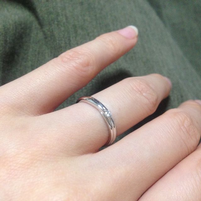 【銀座ダイヤモンドシライシの口コミ】 結婚式場の紹介で軽い気持ちで訪れましたが、担当の女性が一生懸命私達に…