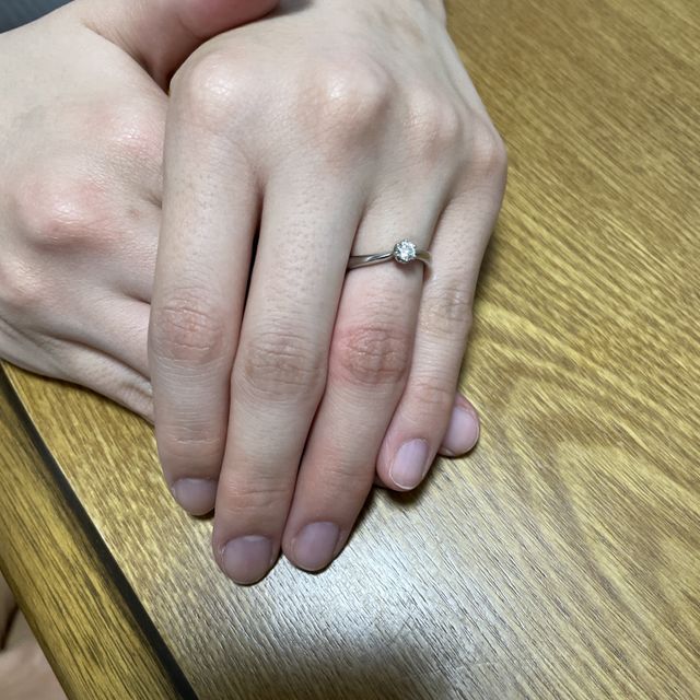 【4℃ BRIDAL(ヨンドシーブライダル)の口コミ】 デザインが良く価格も範囲内であり指輪の意味もとてもよく上品さのなかで…