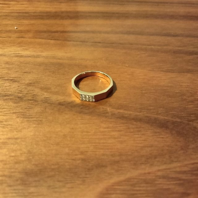 【ORECCHIO(オレッキオ)の口コミ】 普段使えるシンプルでおしゃれなものがよく、以前からネットで調べていま…