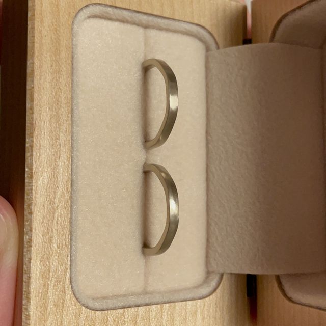 【uchimari(ウチマリ)の口コミ】 素材選びから形選び、表面の仕上げ、刻印の種類まで自分たちで選べて世界…