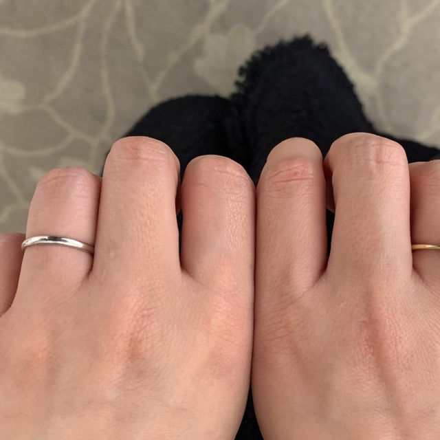 【ティファニー(Tiffany & Co.)の口コミ】 結婚指輪はプラチナでシンプルなものを探して、デパートに入っていた他ブ…