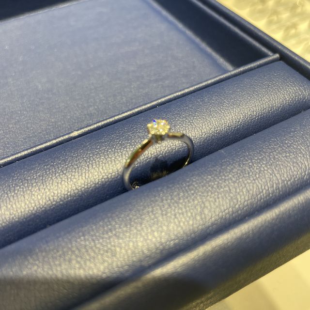 【銀座ダイヤモンドシライシの口コミ】 質の良いダイヤモンドです。価格も納得のいくお値段を定時していただきま…