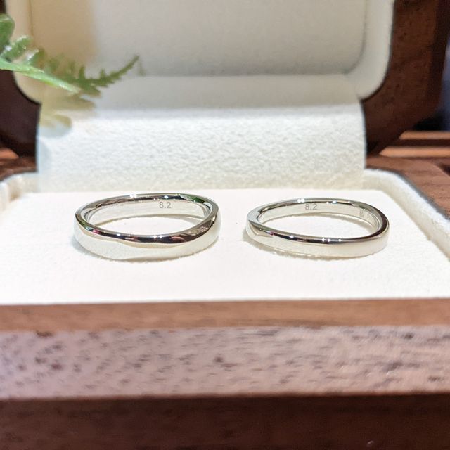 【TANZO.(鍛造指輪)の口コミ】 鍛造製法により丈夫な指輪であることとデザインを自由に決められるので自…