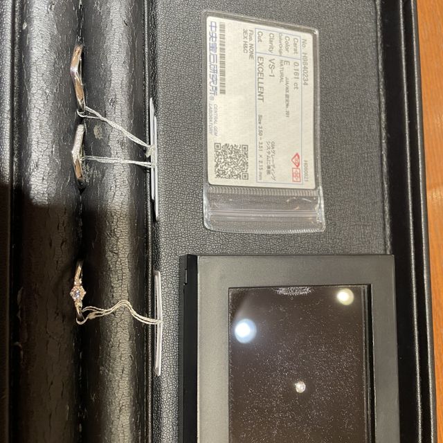 【TRECENTI(トレセンテ)の口コミ】 指輪のデザインや素材を沢山取り扱っておられたので、選択肢が沢山あり婚…