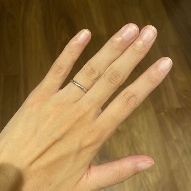 【銀座ダイヤモンドシライシの口コミ】 シンプルかつ値段がそこまで高くないものを探しておりました。銀座で何店…