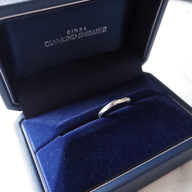 【銀座ダイヤモンドシライシの口コミ】 仮にリングが回ってしまってもデザインがあるリングを探していました。ダ…