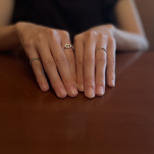 【ラザール ダイヤモンド(LAZARE DIAMOND)の口コミ】 : デザイン性　
男女共にこだわったデザインが豊富。
ダイヤモンドの輝き…