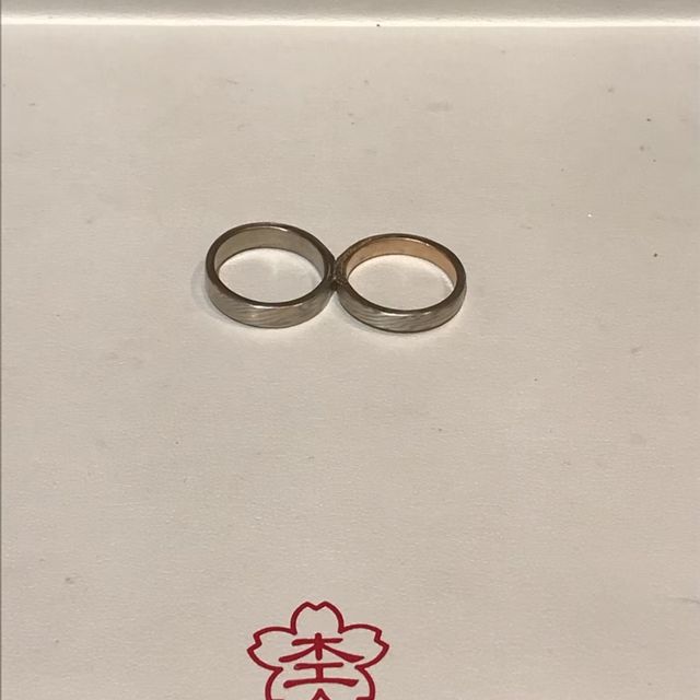 【杢目金屋(もくめがねや)の口コミ】 結婚が決まった際に夫が結婚指輪のパンフレットを複数入手してくれました…