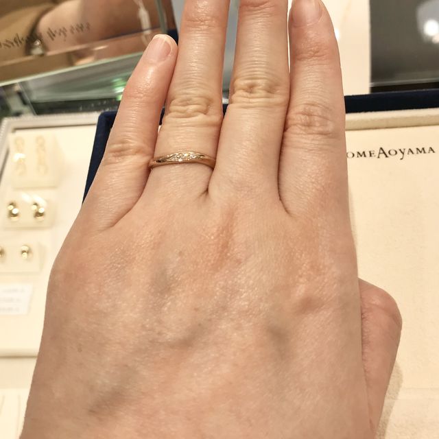 【ヴァンドーム青山(VENDOME AOYAMA)の口コミ】 婚約指輪もヴァンドーム青山で購入したので、同じブランドで揃えたいと思…