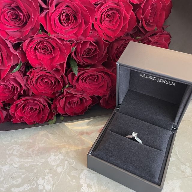 【GEORG JENSEN(ジョージジェンセン)の口コミ】 以前よりジョージ・ジェンセンのカトラリーを使用しており、たまたま婚約…