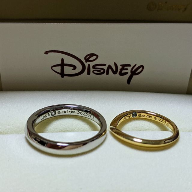 【ケイウノ ブライダル(K.UNO BRIDAL)の口コミ】 婚約指輪、結婚指輪共にデザインがまさにオーロラ姫と言えば！なので着用…