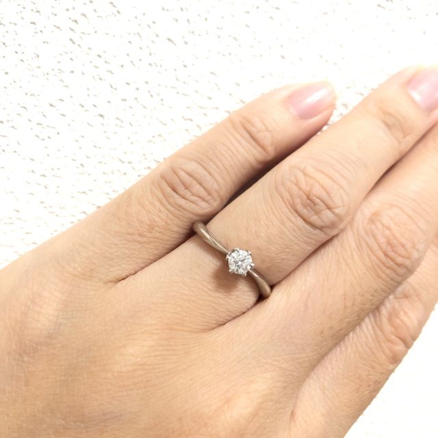 【ラザール ダイヤモンド(LAZARE DIAMOND)の口コミ】 ニューヨークのマンハッタンの夕焼けの街並みから
光が差すようなとてもロ…