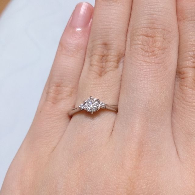 【アイプリモ(I-PRIMO)の口コミ】 まず一番のポイントは、指輪のデザインがこのブランドのなかで、ダイヤモ…