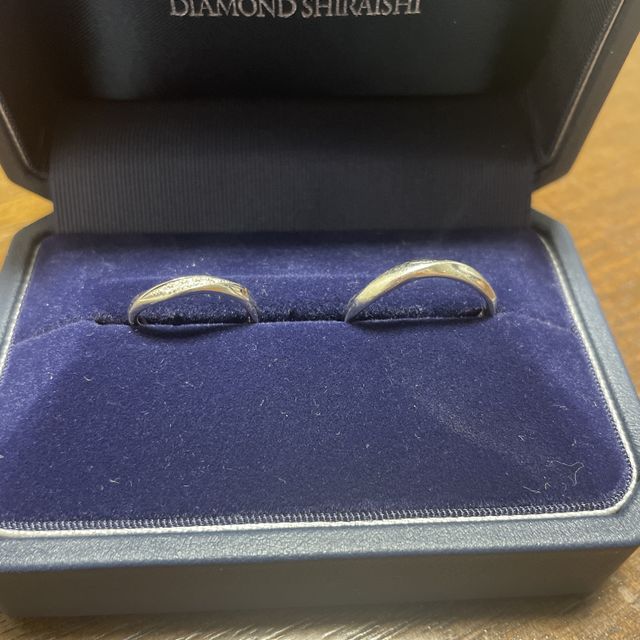 【銀座ダイヤモンドシライシの口コミ】 どんなときでもつけやすい、シンプルなデザインにしました。また、店員さ…