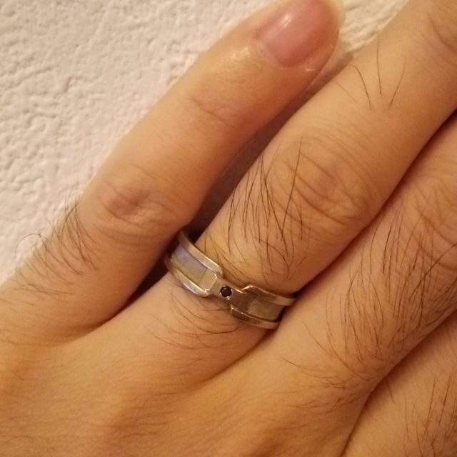 【遥-haruka-の口コミ】 探していたユニークかつ存在感のあるデザインに非常に合致していた。
この…