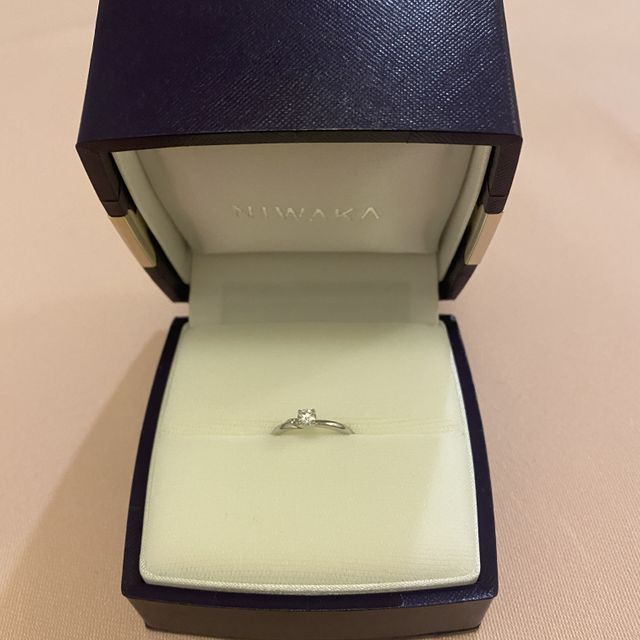 【俄(にわか)の口コミ】 木漏れ日という種類で、 やわらかい陽射し（デザイン）がせせらぎに降り注…