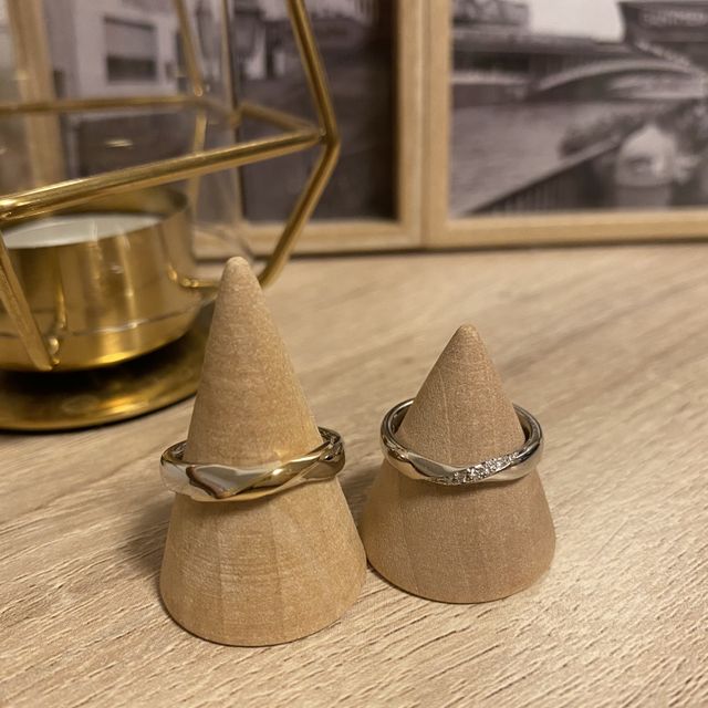 【Desserts(デザート)の口コミ】 とにかく2人ともデザインに一目惚れしました！太めのリングを探していたの…