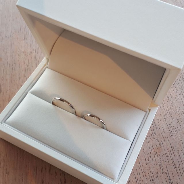 【ギンザタナカブライダル(GINZA TANAKA BRIDAL)の口コミ】 結婚指輪はずっとつけているものなので、サビたりしないプラチナにしよう…