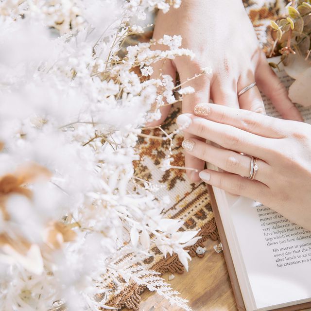 【4℃ BRIDAL(ヨンドシーブライダル)の口コミ】 4軒まわりましまが、
とにかくデザインが気に入りました！
また、名前や指…