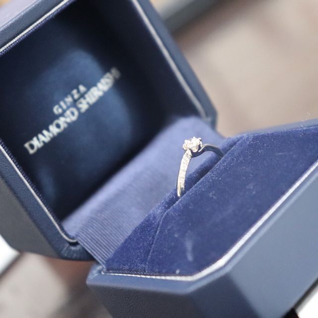 【銀座ダイヤモンドシライシの口コミ】 主人がプロポーズダイヤモンドでプロポーズをしてくれたので、ダイヤモン…