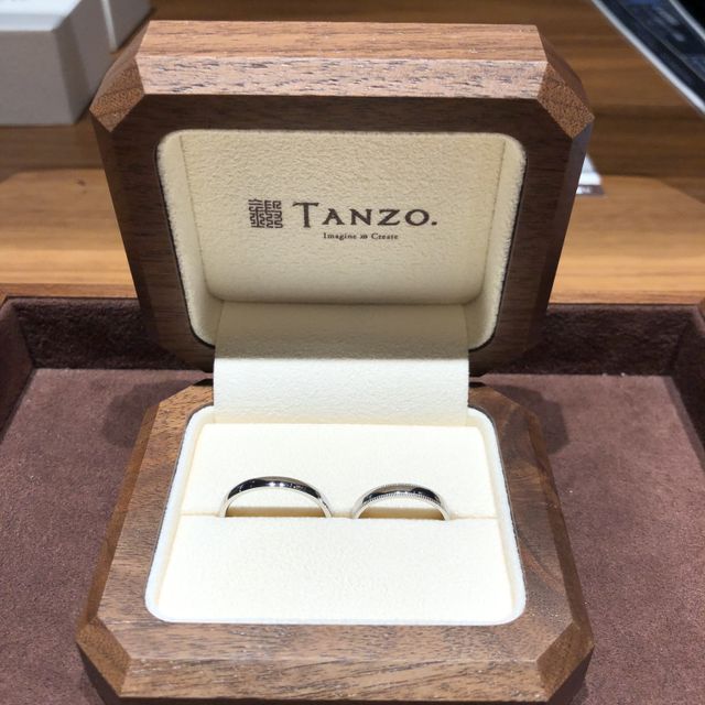 【TANZO.(鍛造指輪)の口コミ】 とても変形しにくく、鍛造製法という方法で作り上げてるところが気に入り…