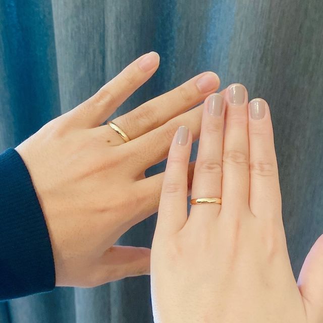 【ヴァン クリーフ＆アーペル(Van Cleef & Arpels)の口コミ】 シンプルな甲丸ゴールドで探していました。当初は手作りの工房も考えてい…