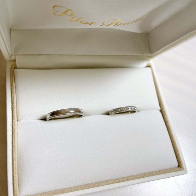 【PILOT BRIDAL(パイロットブライダル)の口コミ】 ハーフエタニティのリングを探していました。
指輪の見学をしましたが、サ…