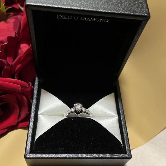 【エクセルコダイヤモンド(EXELCO DIAMOND)の口コミ】 パートナーの希望「キラキラした指輪」のイメージに
ぴったりのデザインが…