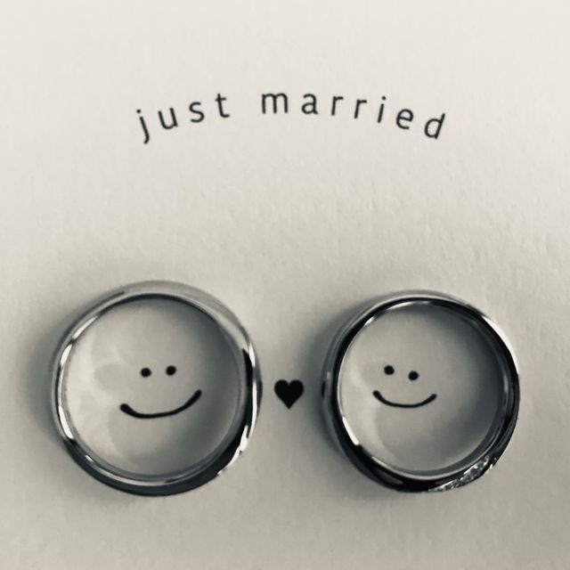 【アイプリモ(I-PRIMO)の口コミ】 プラチナシルバーでデザインはシンプルで上品な指輪と決めており、理想通…