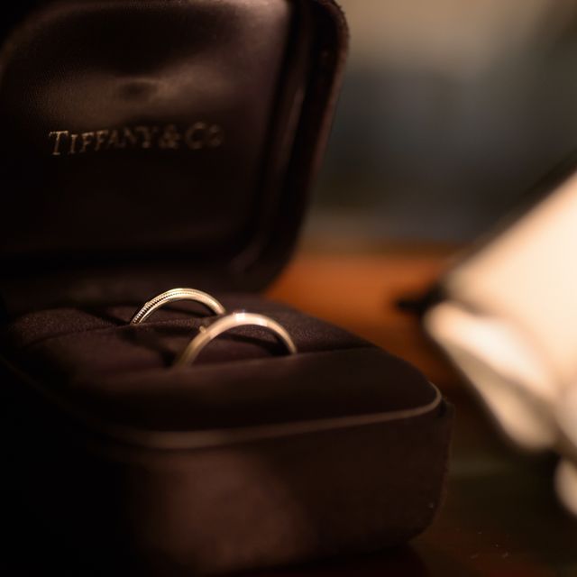 【ティファニー(Tiffany & Co.)の口コミ】 ティファニーならではのミルグレインのデザインが決め手。このデザインは…