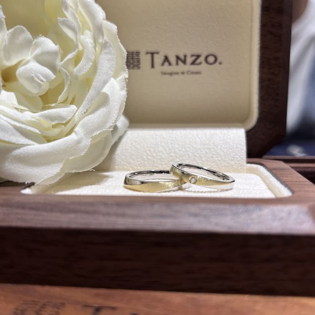 【TANZO.(鍛造指輪)の口コミ】 グリーンゴールドのマット加工がとても気に入ってます。
tanzoブランドオ…