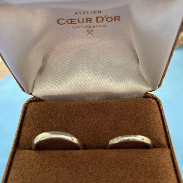 【COEUR D'OR(クゥドール)の口コミ】 指輪のデザインがシンプルで毎日していても、飽きない感じでした。男性は…