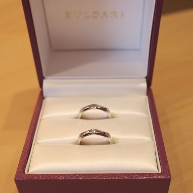 【ブルガリ(BVLGARI)の口コミ】 二人のこだわりを両方兼ね備えたデザインで、まわりとかぶらないブランド…