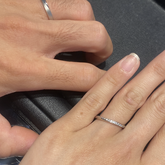 【銀座ダイヤモンドシライシの口コミ】 お店の雰囲気もよく、おめでたいことを祝福されてるかのようでした。また…