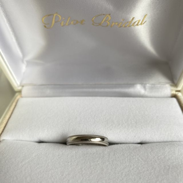 【PILOT BRIDAL(パイロットブライダル)の口コミ】 飽きの来ないシンプルなものとデザインありのもので迷いましたが、写真に…