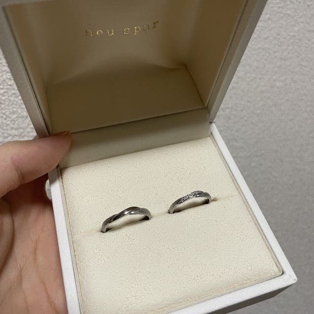 【NEUSPUR(ノイシュプール)の口コミ】 オリジナリティあふれる指輪を探していました。何個かお店に行って、この…