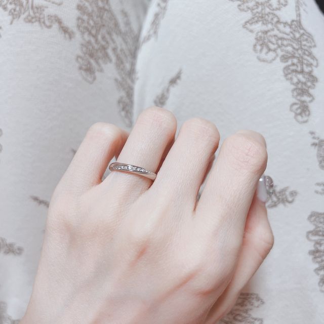 【4℃ BRIDAL(ヨンドシーブライダル)の口コミ】 様々なリングを試させていただきましたが、納得行くものがなく、スタッフ…