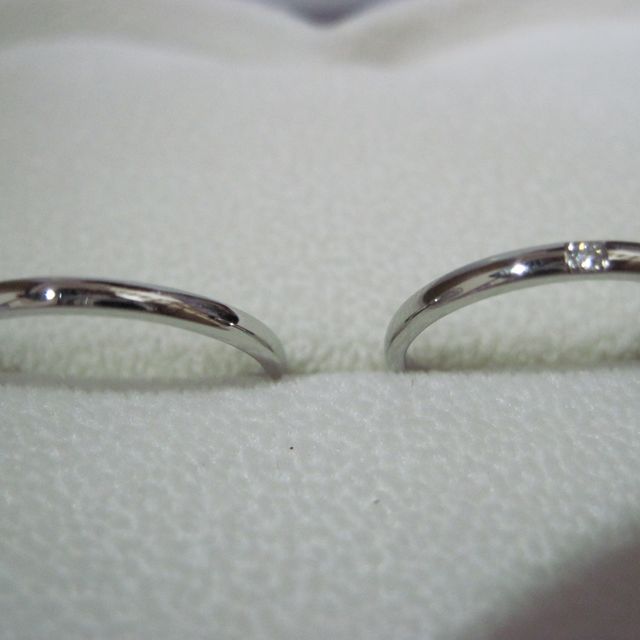 【ヴァンドーム青山(VENDOME AOYAMA)の口コミ】 お互い職場での着用がokだったので
邪魔にならないかつ飽きないデザインを…