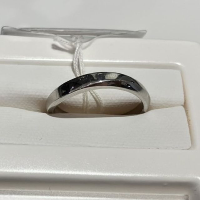【俄(にわか)の口コミ】 緩やかなカーブのスタイリッシュなリングです。やや太めのリングで、男性…