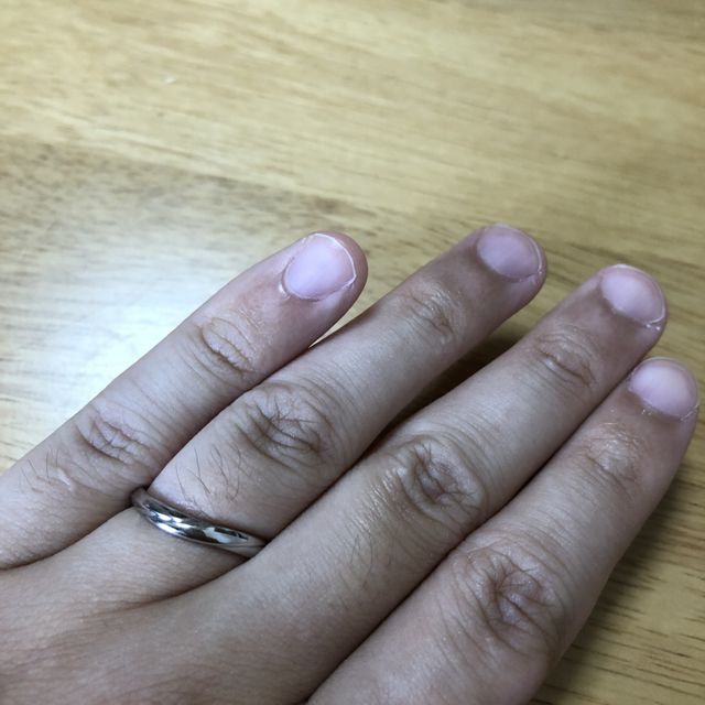 【アイプリモ(I-PRIMO)の口コミ】 色々な違う指輪を見て迷いましたが、この指輪にしました。
デザインとシン…