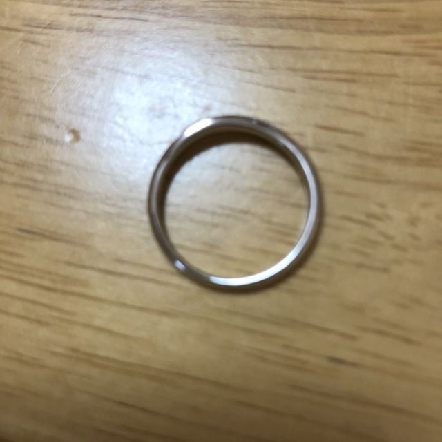 【アイプリモ(I-PRIMO)の口コミ】 色々な違う指輪を見て迷いましたが、この指輪にしました。
デザインとシン…