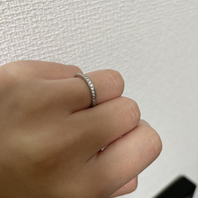 【銀座ダイヤモンドシライシの口コミ】 旦那さんが定番のシルバー、華美でないものが良いとのことで、老舗のダイ…