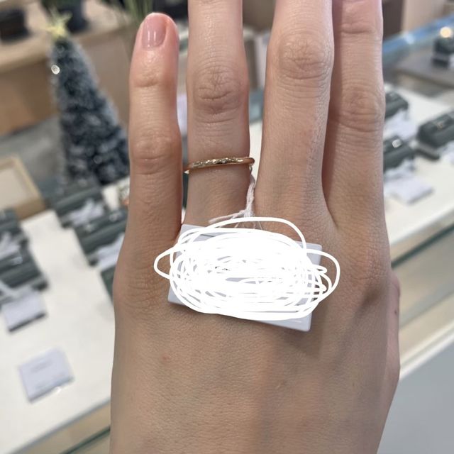 【L＆Co.(エルアンドコー)の口コミ】 今回選んだのはシンプルだけど、かっこよさや可愛さがある指輪。こちらの…