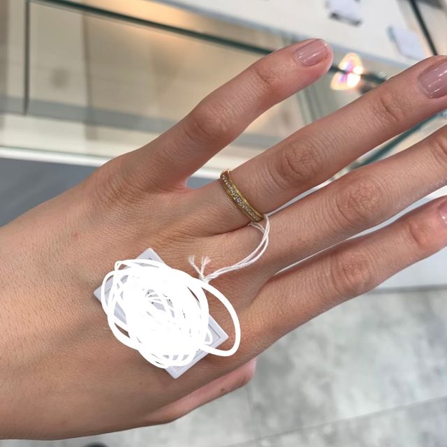 【L＆Co.(エルアンドコー)の口コミ】 今回選んだのはシンプルだけど、かっこよさや可愛さがある指輪。こちらの…