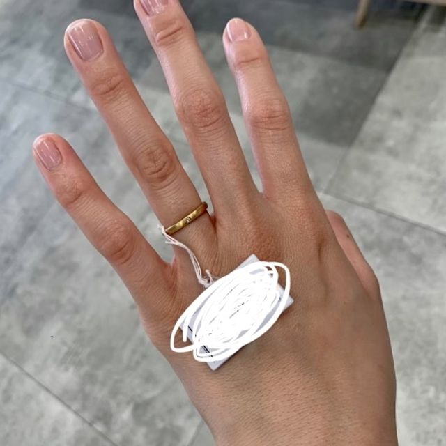 【L＆Co.(エルアンドコー)の口コミ】 今回選んだのはシンプルだけど、かっこよさや可愛さがある指輪。こちらの…